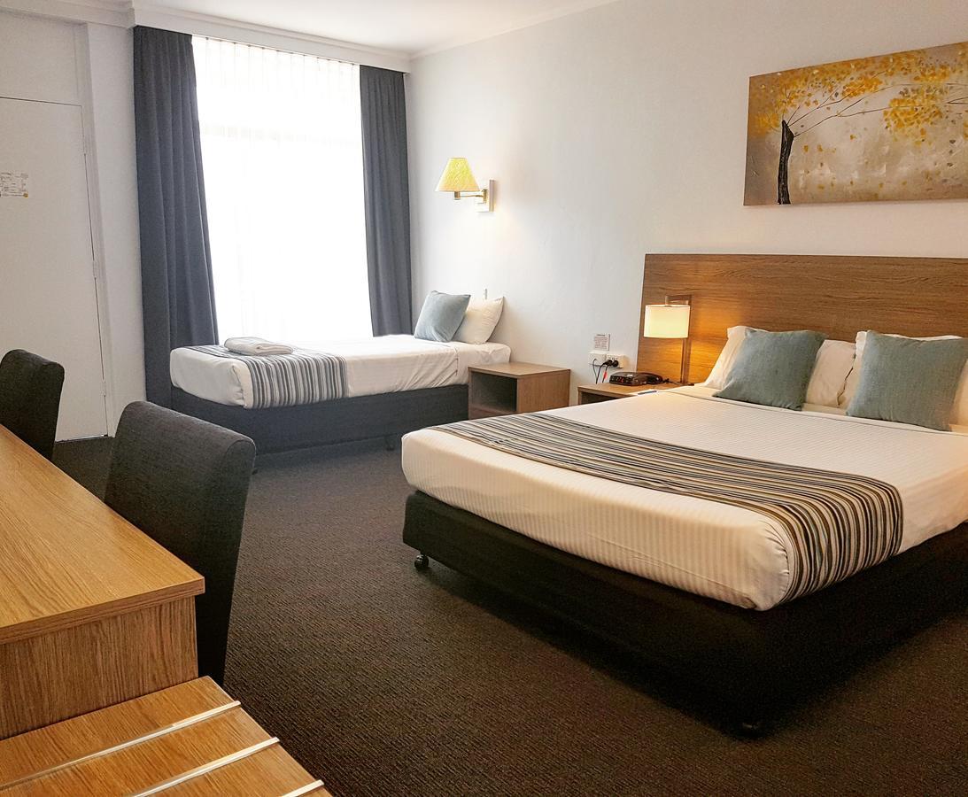 Mid City Motor Inn Singleton Exteriér fotografie
